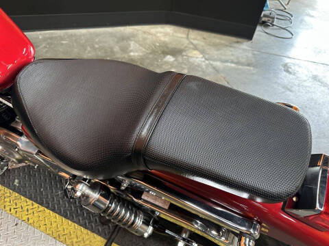 2015 Suzuki Boulevard S40