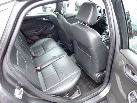 2017 Ford Focus Titanium