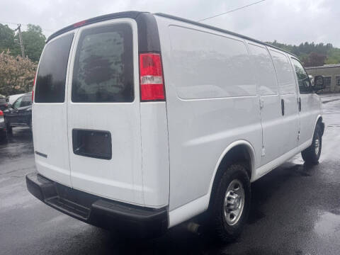 2021 Chevrolet Express 2500
