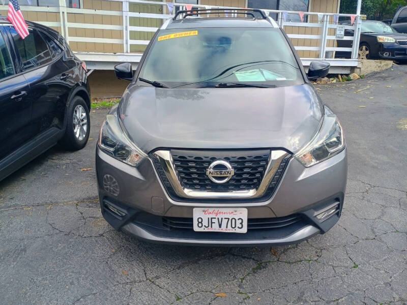 2018 Nissan Kicks SR