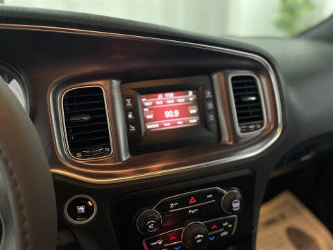 2015 Dodge Charger SE