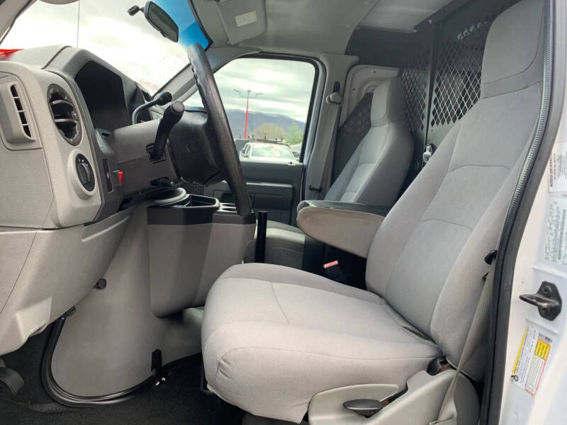 2012 Ford E-Series E-150