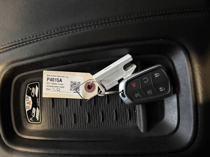 2017 Cadillac Escalade Luxury