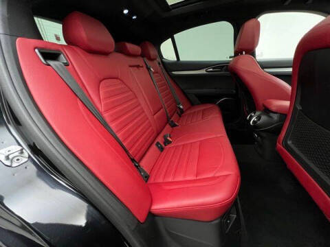 2023 Alfa Romeo Stelvio Veloce