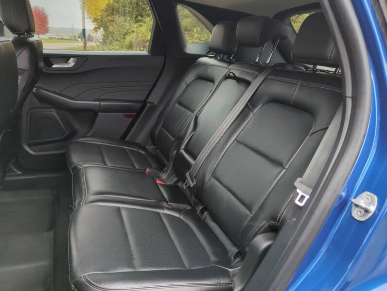 2022 Ford Escape SEL