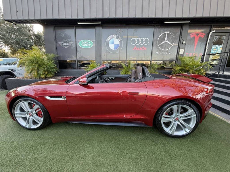 2015 Jaguar F-TYPE V8 S