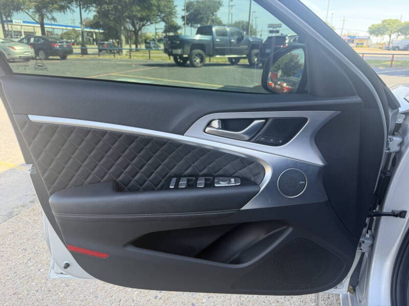 2019 Genesis G70 3.3T Advanced