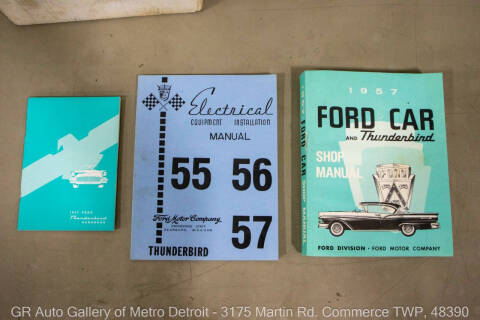 1957 Ford Thunderbird