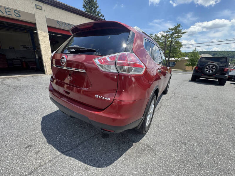 2016 Nissan Rogue SV
