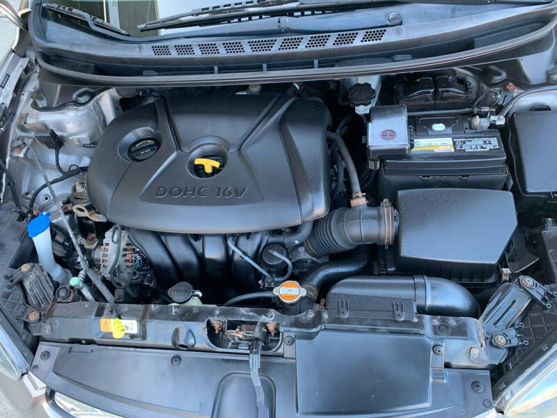 2012 Hyundai Elantra GLS