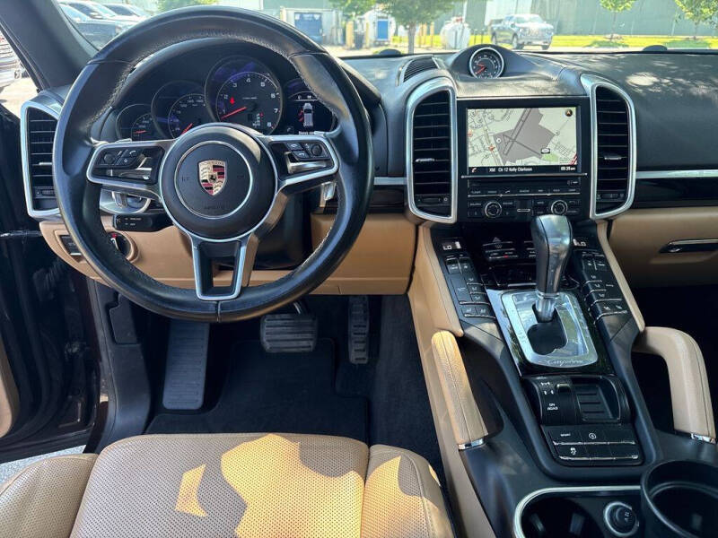 2016 Porsche Cayenne
