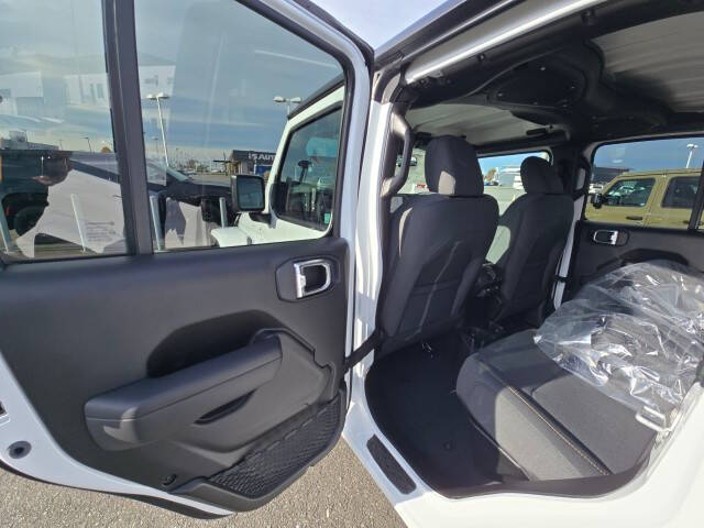 2025 Jeep Gladiator Sport S