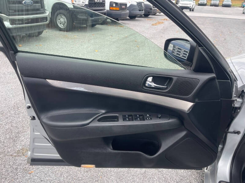 2012 Infiniti G25 Sedan x