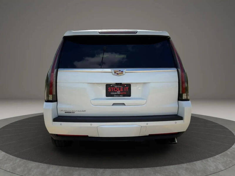 2019 Cadillac Escalade Platinum