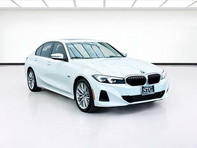 2023 BMW 3 Series 330e