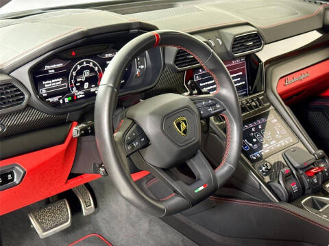 2023 Lamborghini Urus S