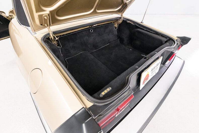 1986 Alfa Romeo Spider Veloce