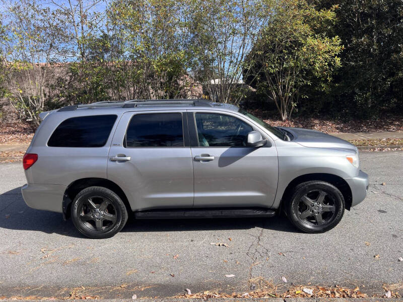 2015 Toyota Sequoia SR5