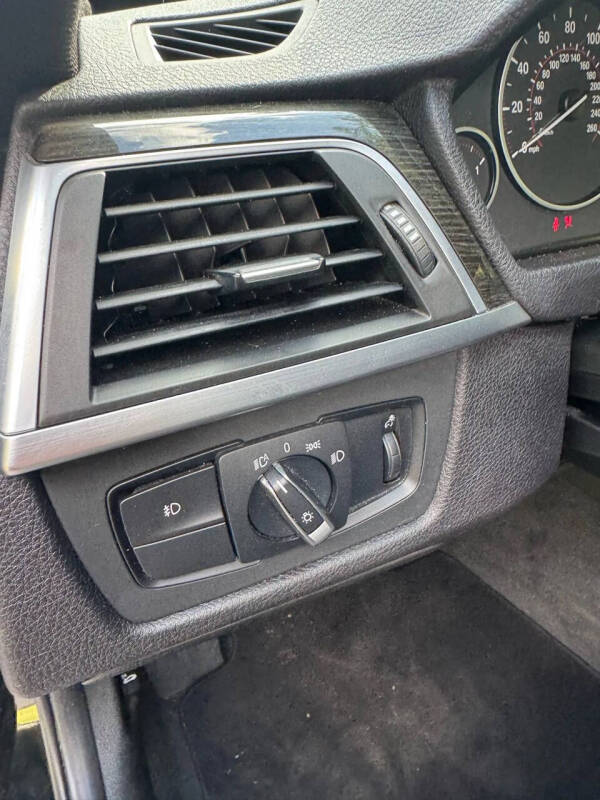 2016 BMW 3 Series 328i