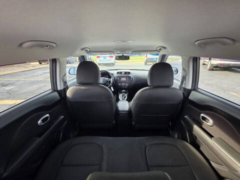 2016 Kia Soul +