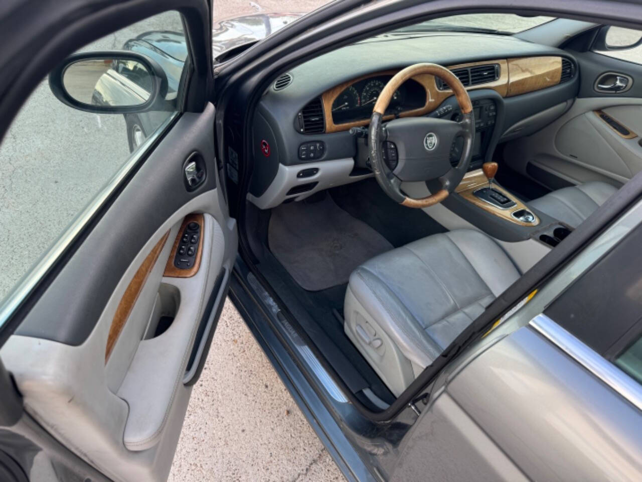 2003 Jaguar S-Type for sale at Vehicles Limited in Corpus Christi, TX