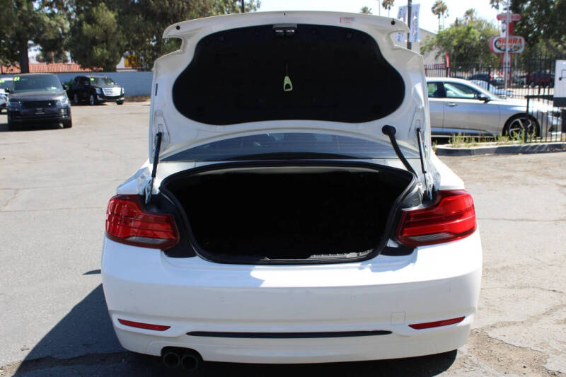 2019 BMW 2 Series 230i