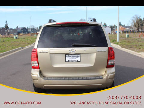 2007 Hyundai Entourage