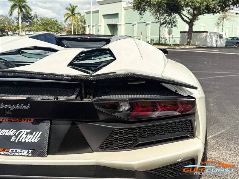 2018 Lamborghini Aventador LP 740-4 S