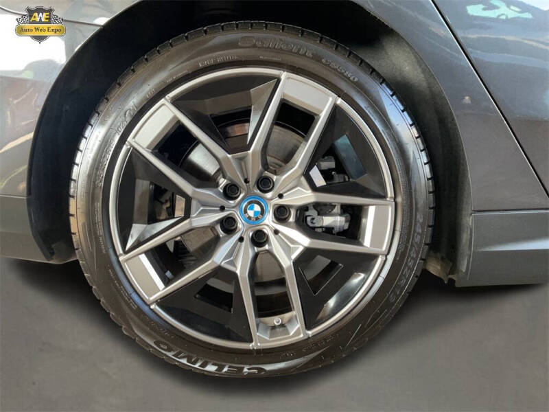 2024 BMW i5 eDrive40