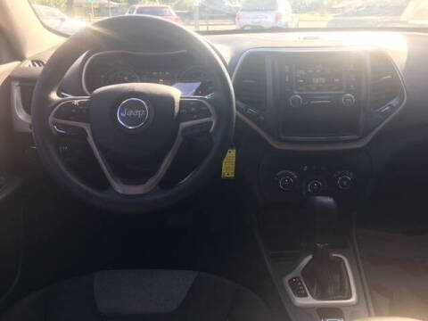 2014 Jeep Cherokee Sport