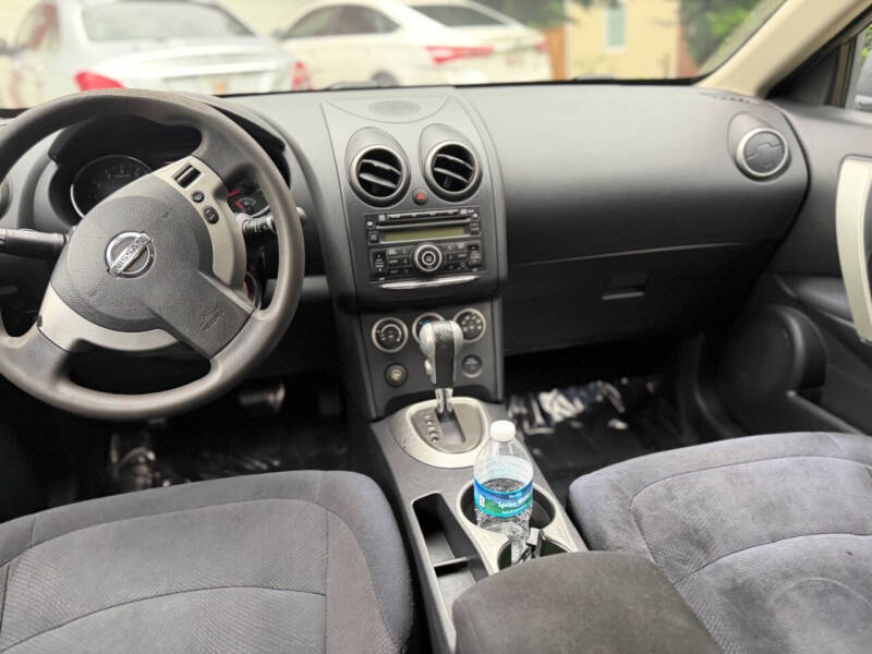 2011 Nissan Rogue S