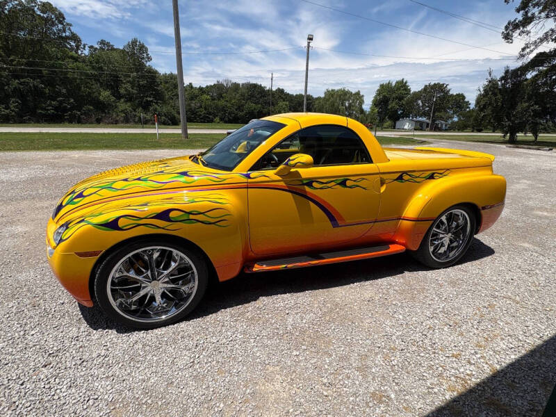 2004 Chevrolet SSR LS