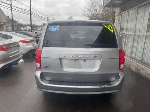 2014 Dodge Grand Caravan SE