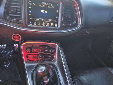 2015 Dodge Challenger SRT 392