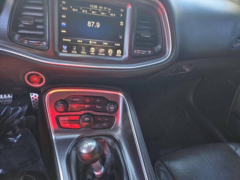 2015 Dodge Challenger SRT 392