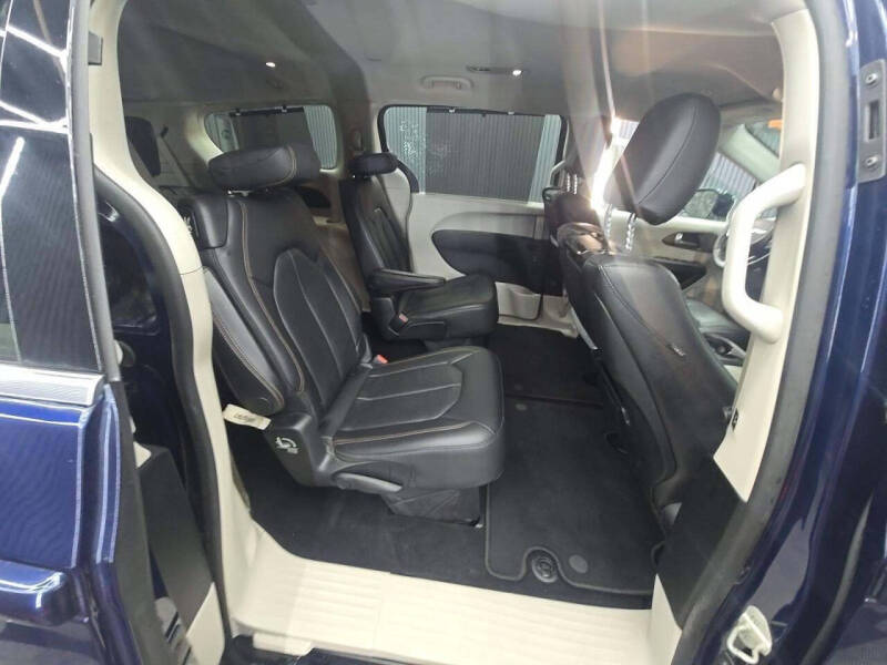 2019 Chrysler Pacifica Touring L Plus