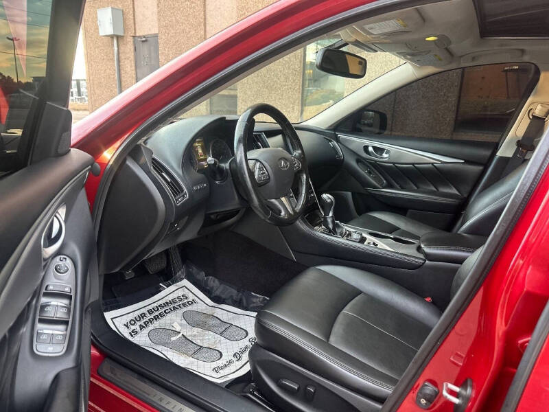 2014 Infiniti Q50 Premium