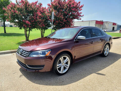 2014 Volkswagen Passat for sale at DFW Autohaus in Dallas TX