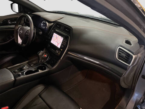 2023 Nissan Maxima 3.5 SR