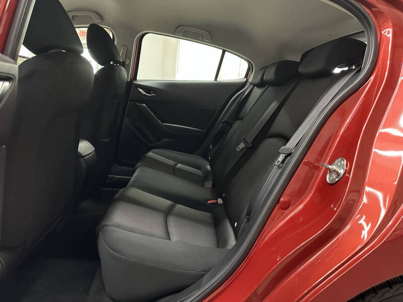 2017 Mazda MAZDA3 Sport