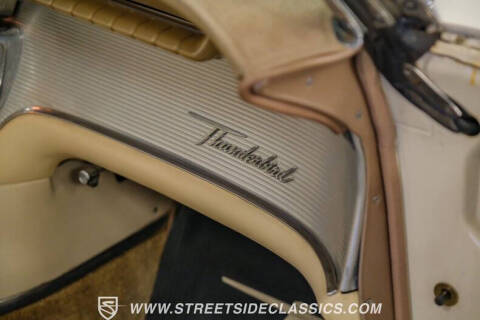 1962 Ford Thunderbird