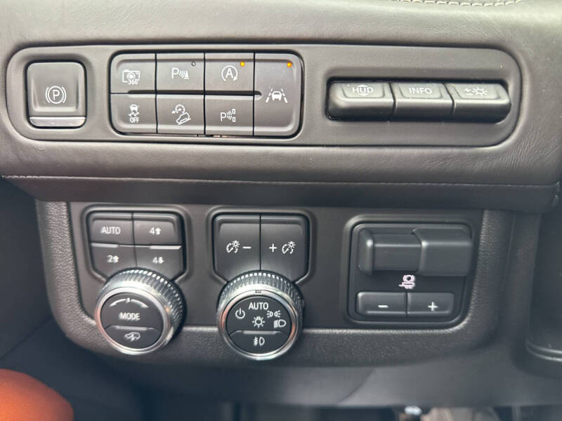 2023 GMC Yukon XL Denali Ultimate