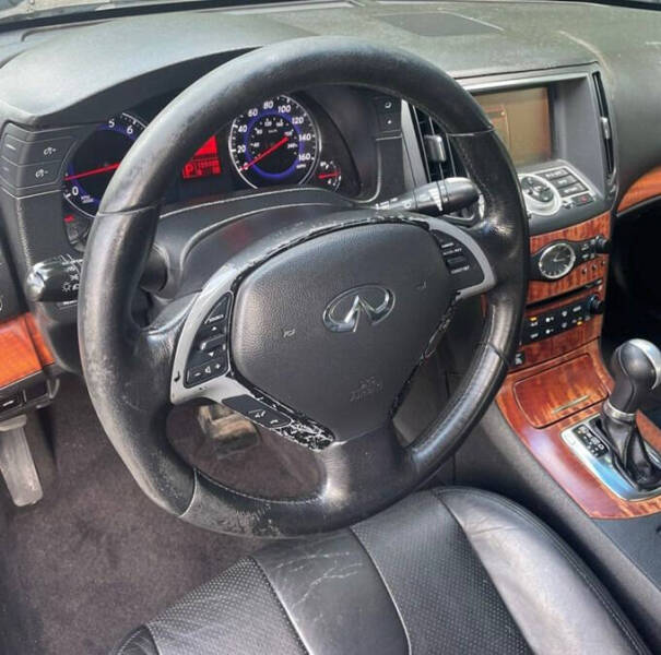 2009 Infiniti G37 Sedan x