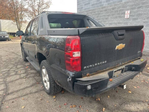 2011 Chevrolet Avalanche LT