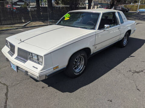 1986 Oldsmobile Cutlass Supreme for sale at Teddy Bear Auto Sales Inc in Portland OR