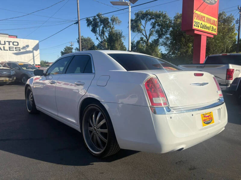 2014 Chrysler 300