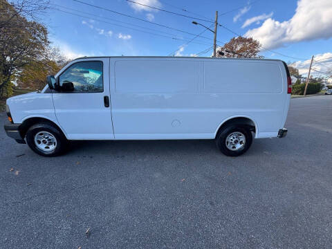 2019 GMC Savana 2500