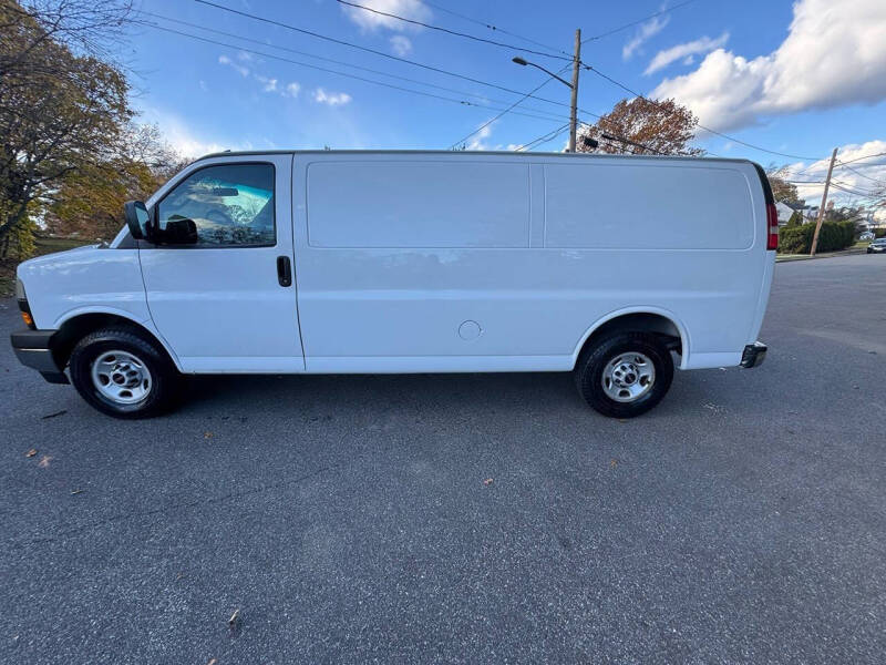 2019 GMC Savana 2500