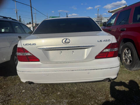 2004 Lexus LS 430
