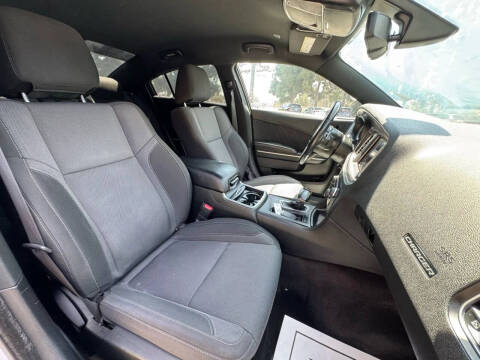 2019 Dodge Charger SXT